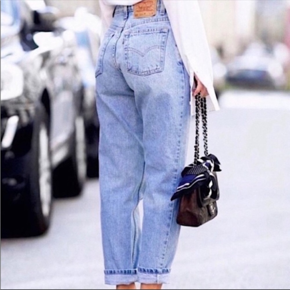Vintage Levi’s 90's 550 Mom Jeans Relaxed Fit Tapered Leg Red Tag
